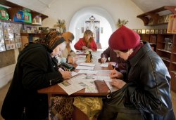 Крестный ход вокруг Пскова 26 апреля 2012 года. Фоторепортаж Андрея Кокшарова