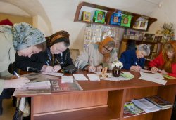 Крестный ход вокруг Пскова 26 апреля 2012 года. Фоторепортаж Андрея Кокшарова