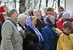 Крестный ход вокруг Пскова 26 апреля 2012 года. Фоторепортаж Андрея Кокшарова