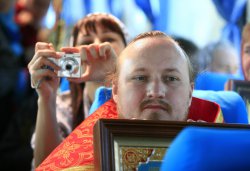 Крестный ход вокруг Пскова 26 апреля 2012 года. Фоторепортаж Андрея Кокшарова