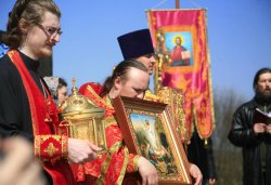 Крестный ход вокруг Пскова 26 апреля 2012 года. Фоторепортаж Андрея Кокшарова