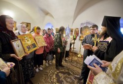 Крестный ход вокруг Пскова 15 мая 2012 года. Фоторепортаж Андрея Кокшарова