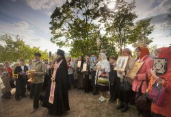 Крестный ход вокруг Пскова 15 мая 2012 года. Фоторепортаж Андрея Кокшарова