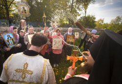Крестный ход вокруг Пскова 15 мая 2012 года. Фоторепортаж Андрея Кокшарова