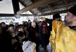 Крестный ход вокруг Пскова 13 февраля 2012 года. Фоторепортаж Андрея Кокшарова