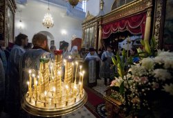 Встреча частицы Покрова Пресвятой Богородицы в Псковском Кремле 24 февраля 2012 года. Фоторепортаж Андрея Кокшарова