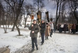 Крестный ход вокруг Пскова 14 марта 2012 года. Фоторепортаж Андрея Кокшарова