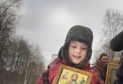 Крестный ход вокруг Пскова 14 марта 2012 года. Фоторепортаж Андрея Кокшарова