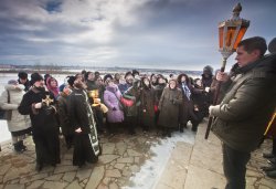 Крестный ход вокруг Пскова 14 марта 2012 года. Фоторепортаж Андрея Кокшарова