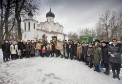Крестный ход вокруг Пскова 14 марта 2012 года. Фоторепортаж Андрея Кокшарова