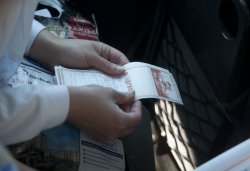 Крестный ход вокруг Пскова 13 июня 2012 года. Фоторепортаж Андрея Кокшарова