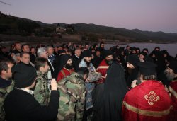 Принесение ковчега с Поясом Пресвятой Богородицы в Россию 21 октября 2011 года