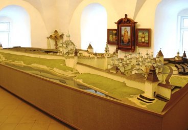Рис. 8. Большой макет Псковского кремля (БМПК). 2014 год. Фото из архива А. Г. Дерягина.