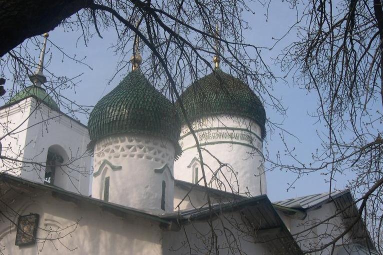 Никольская церковь г.Остров
